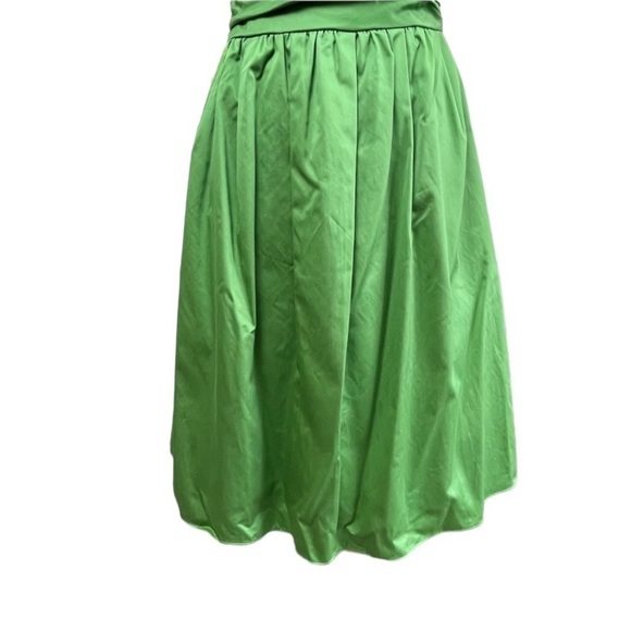David’s Bridal Special Occasion Formal Dress. Kelly Green Strapless. Siz… - Picture 4 of 8